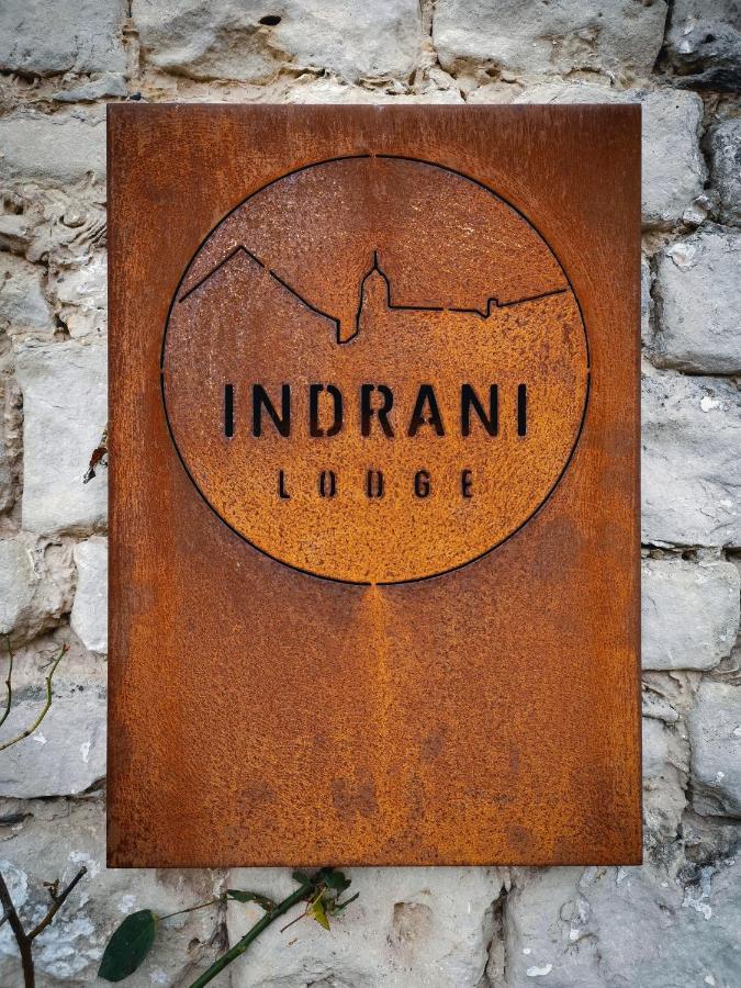 Indrani Lodge Loupoigne Ngoại thất bức ảnh